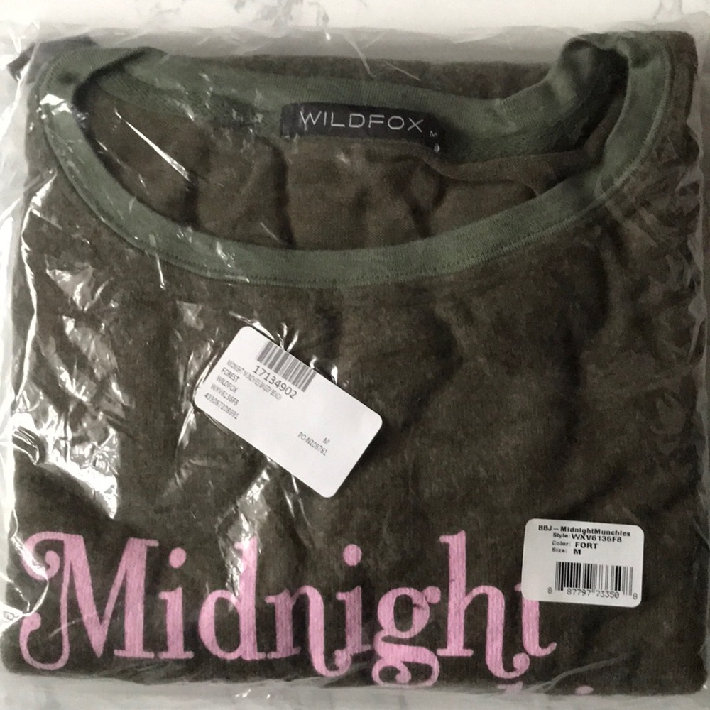 NEW Wildfox Midnight Munchies Pullover - Picture 2 of 2